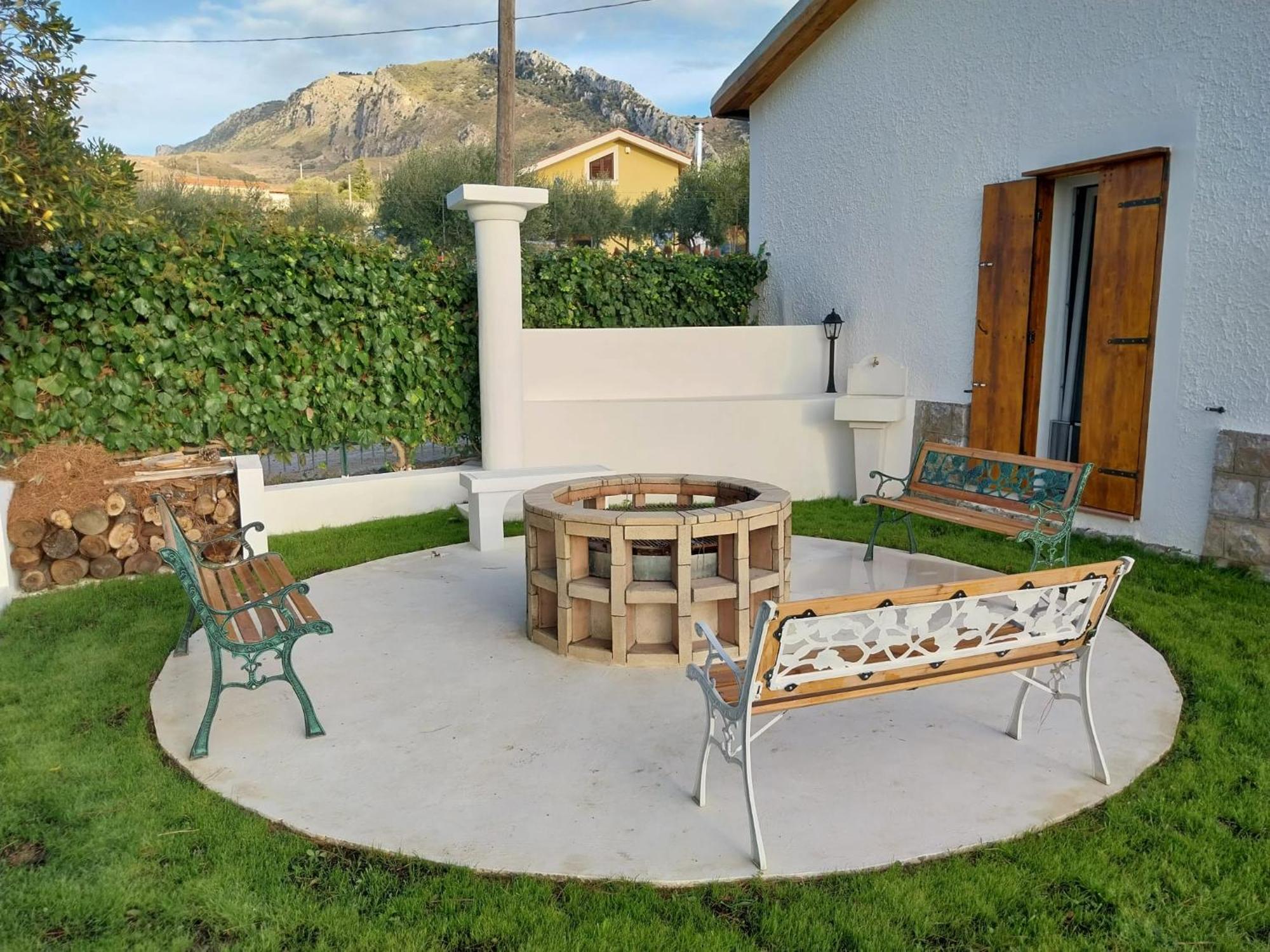 Casa Lachesi Caccamo Bagian luar foto
