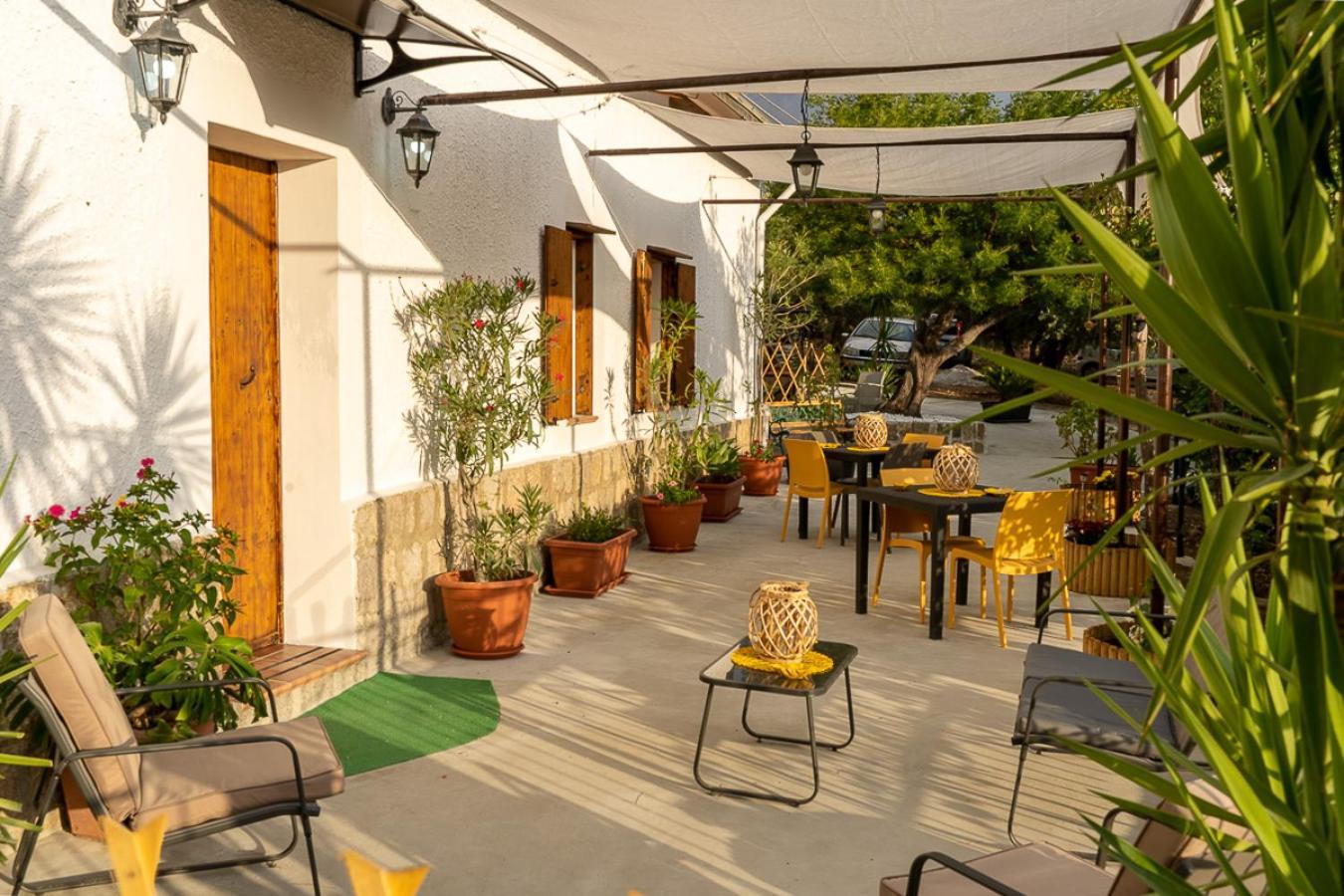 Casa Lachesi Caccamo Bagian luar foto