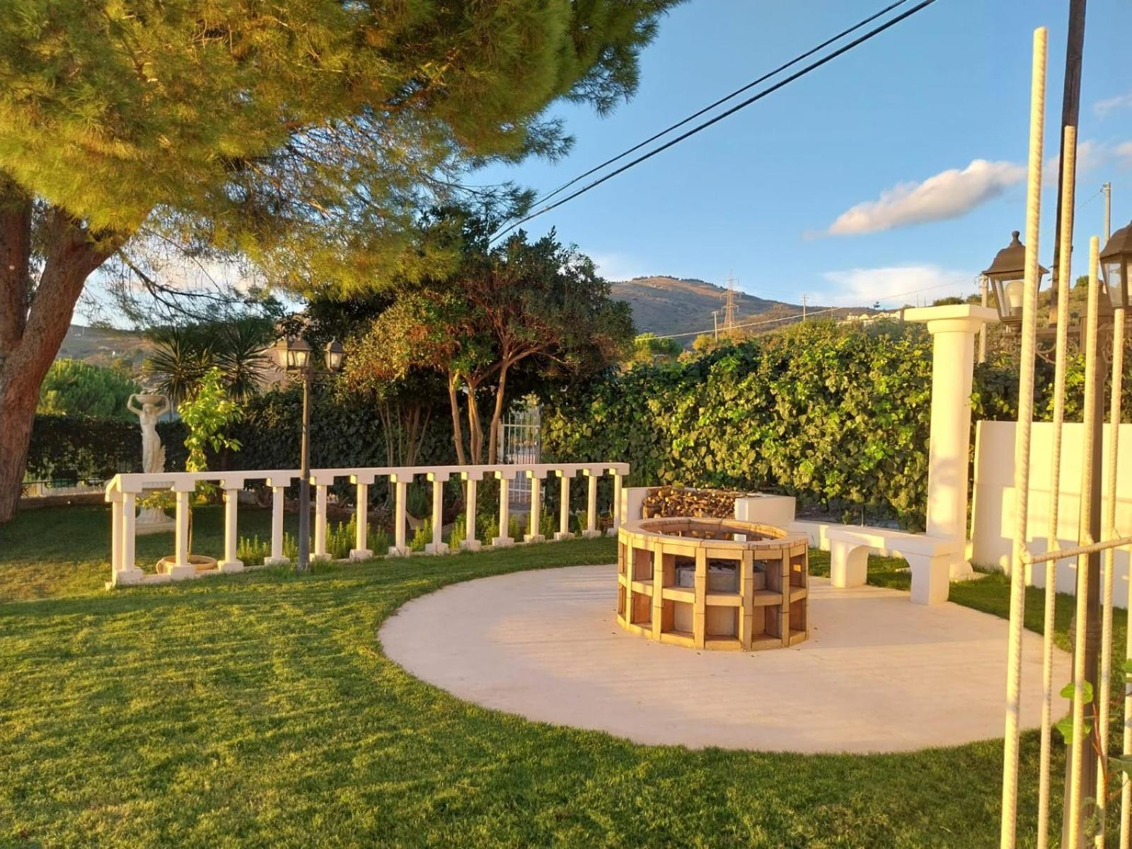 Casa Lachesi Caccamo Bagian luar foto